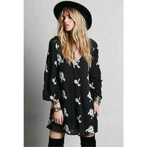 Free People Black Floral Embroidered Emma Swing Mini Dress Long Sleeve Boho S
